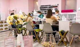 NUDE nailsbar