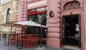 На Мангал Kebab House