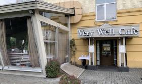 Very Well Cafe