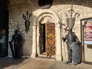 Галерея лицарів