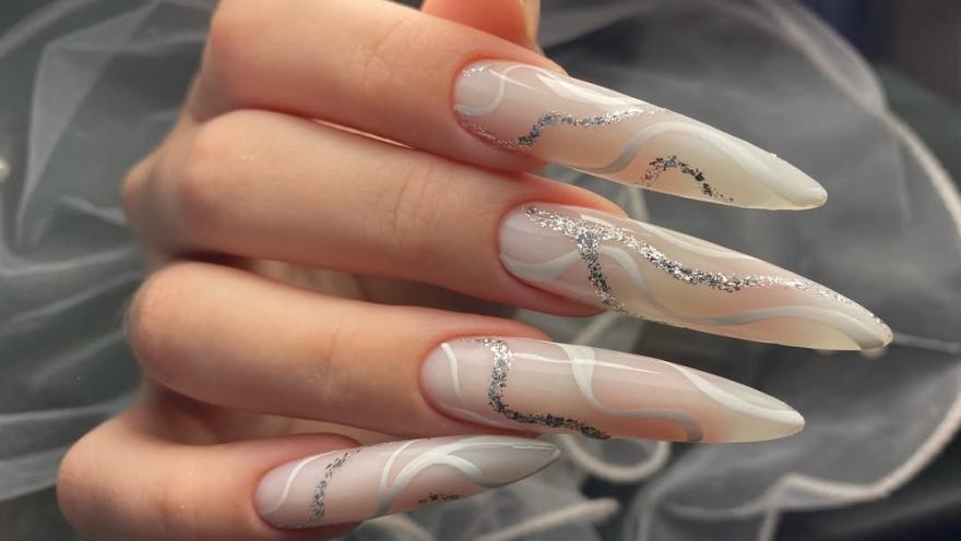 Medline Nails Studio