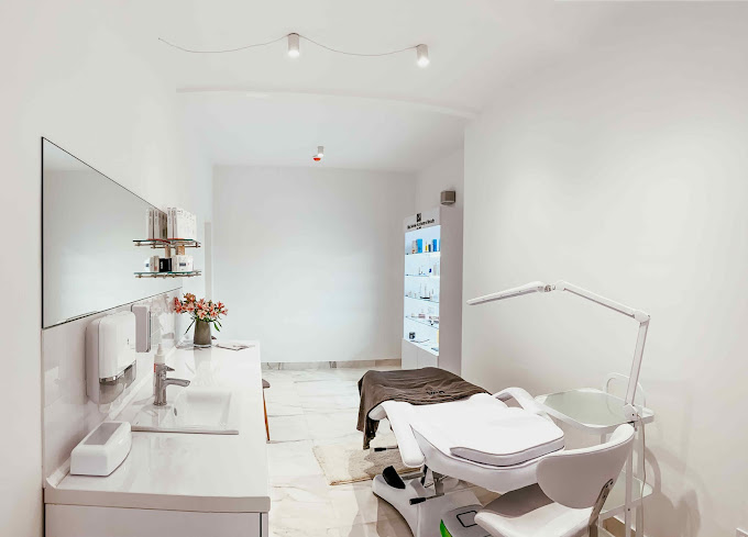 Olga Sudnyk Academy of Beauty