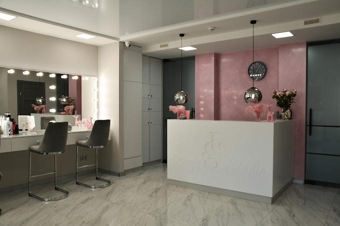 RM Glow Beauty Studio