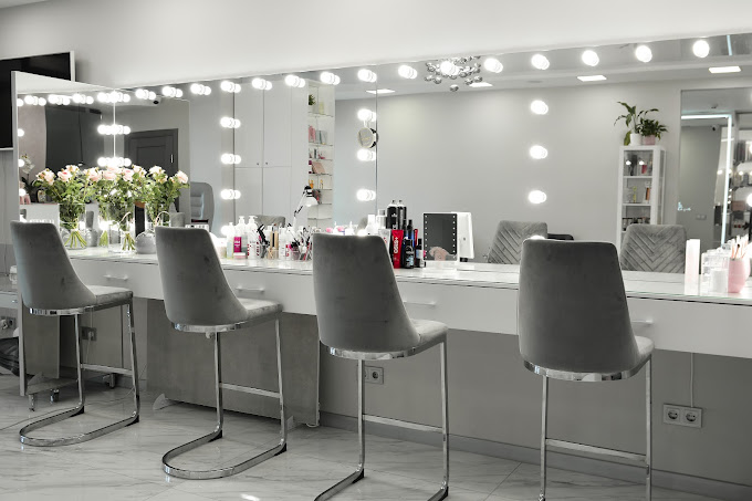 RM Glow Beauty Studio