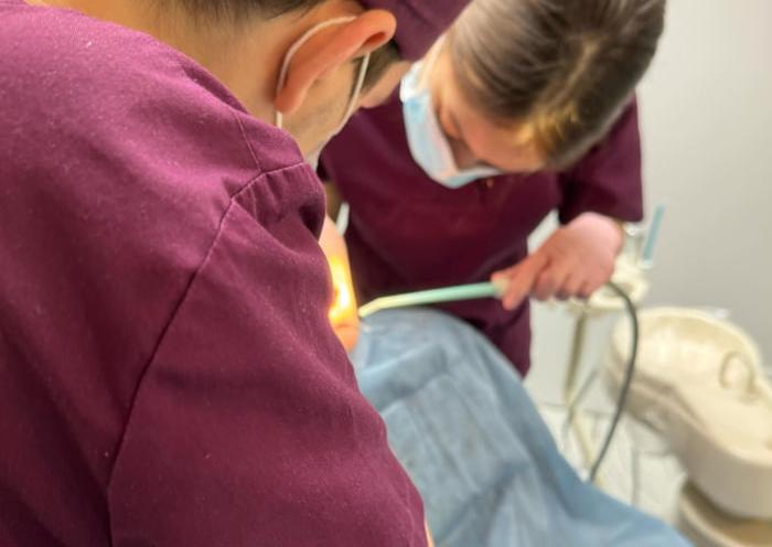 Стоматологія Олександра Сапожникова