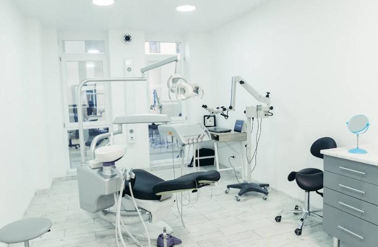 Аполінарія