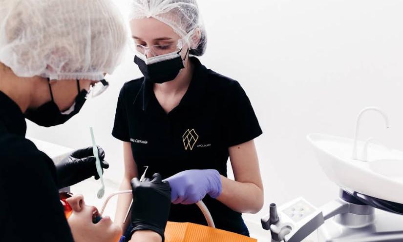 Аполінарія