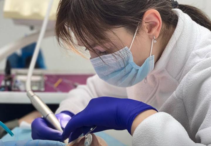 Стоматологія родини Ухач