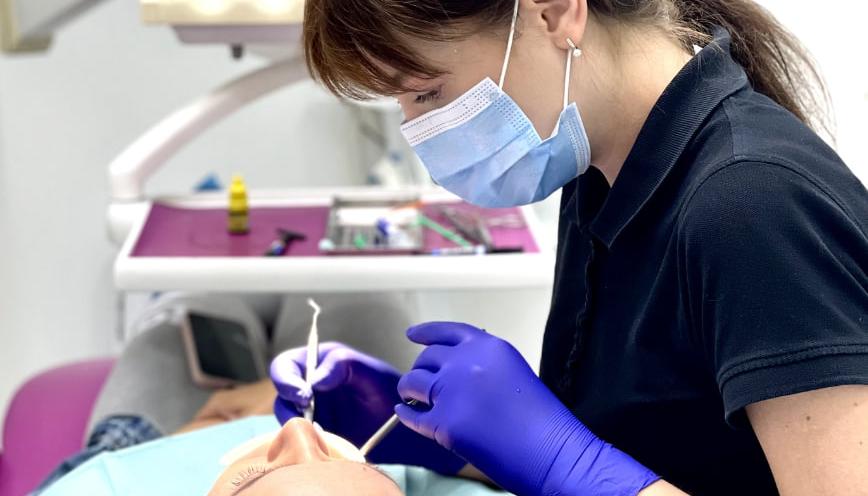 Стоматологія родини Ухач