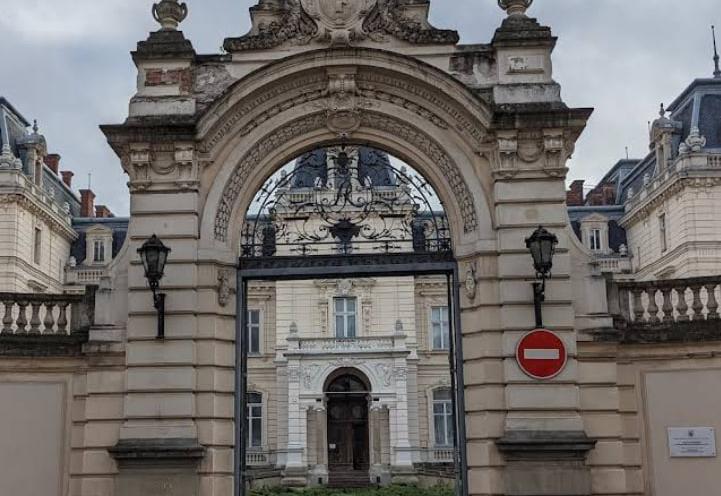 Палац Потоцьких