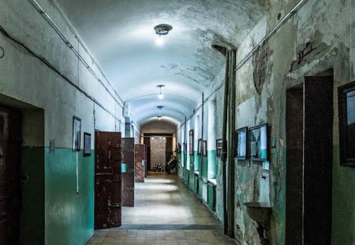 Тюрма на Лонцького