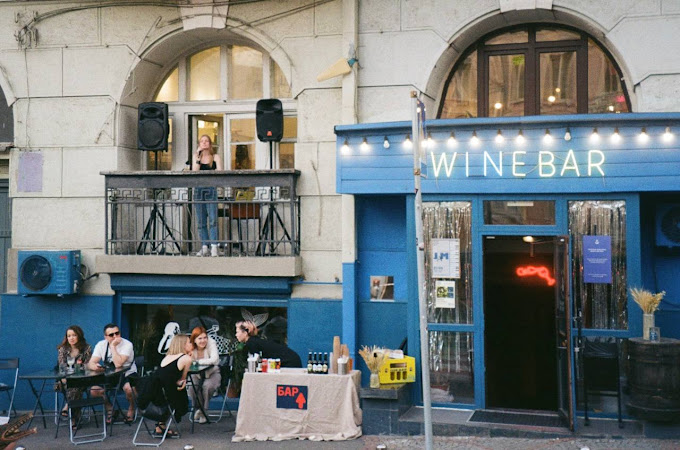 Port Wine Bar