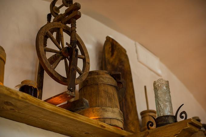 Українське подвір’я