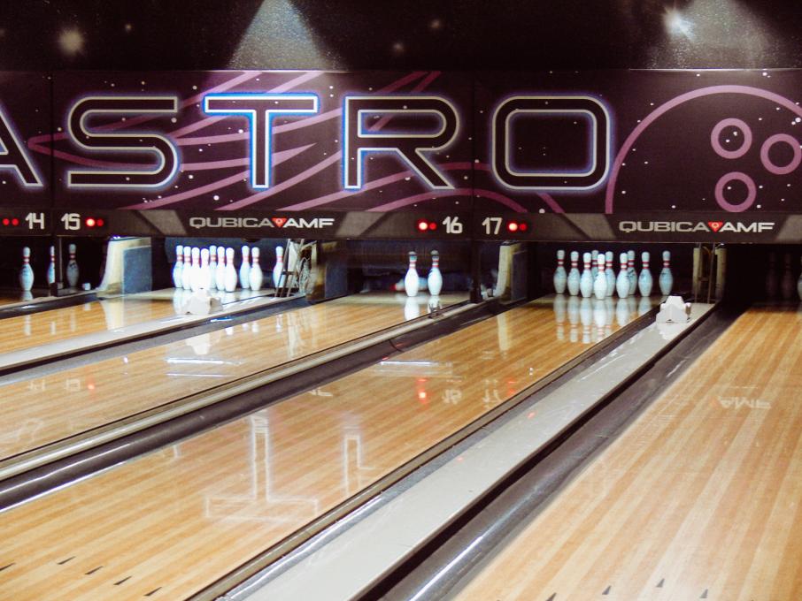 Astro Bowling