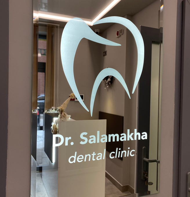 Dr. Salamakha