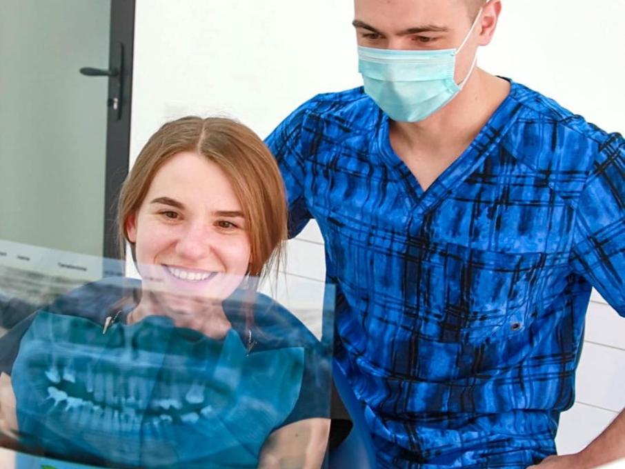 Стоматологічна клініка Dr. Kopytko