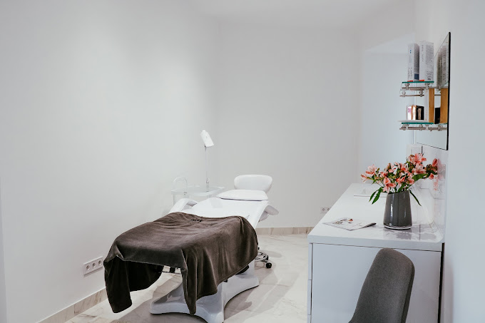 Olga Sudnyk Academy of Beauty