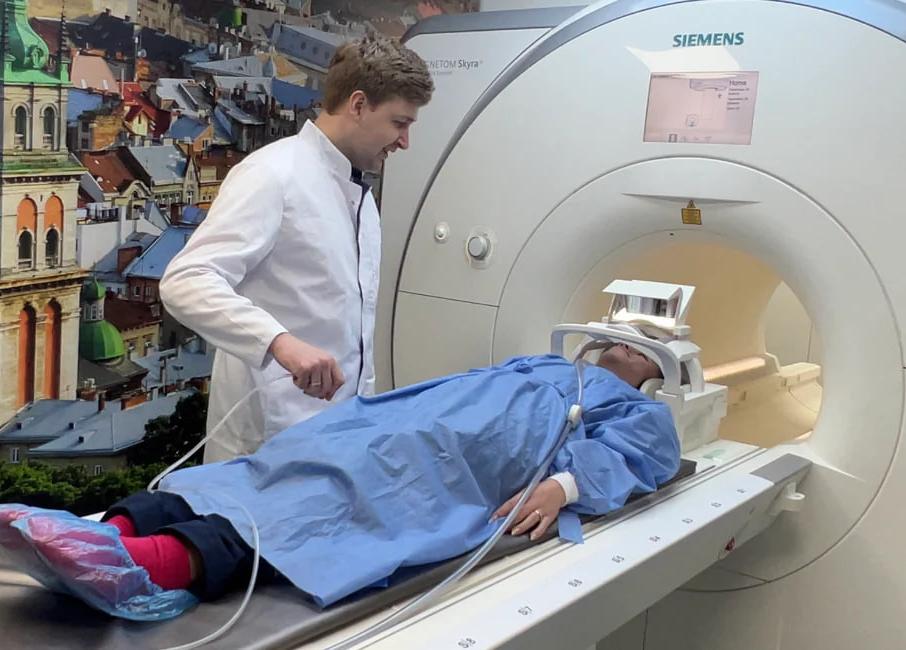 Абсолют МРТ 3t