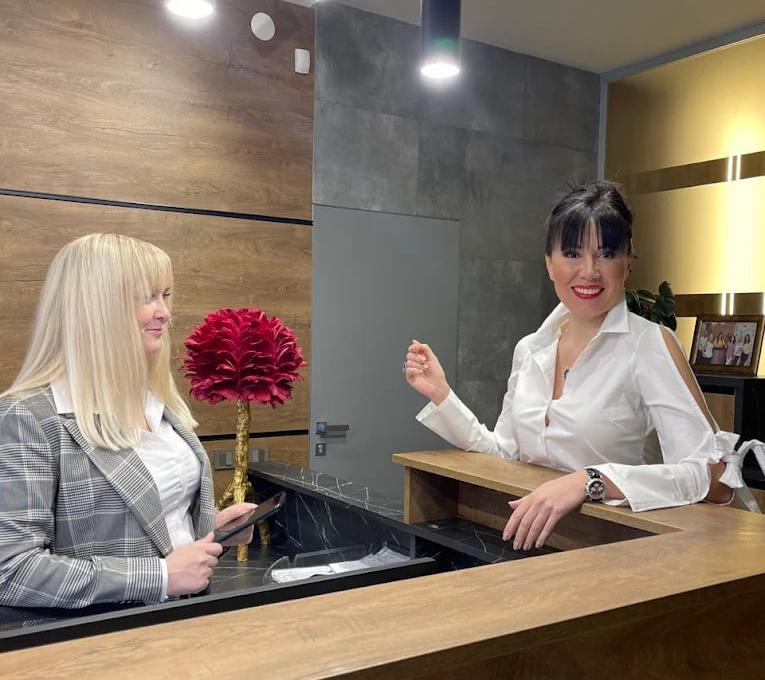 Стоматологічна клініка професора Ельвіри Безвушко