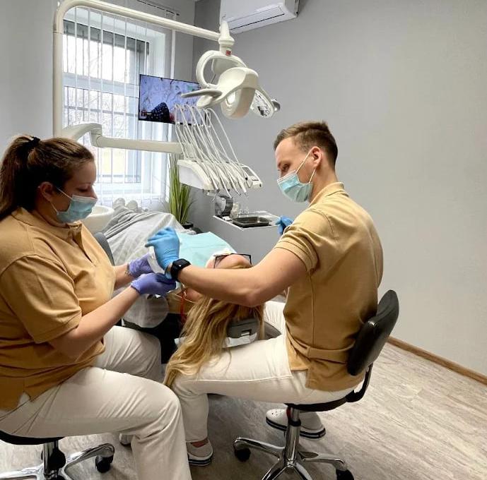 Стоматологічна клініка професора Ельвіри Безвушко