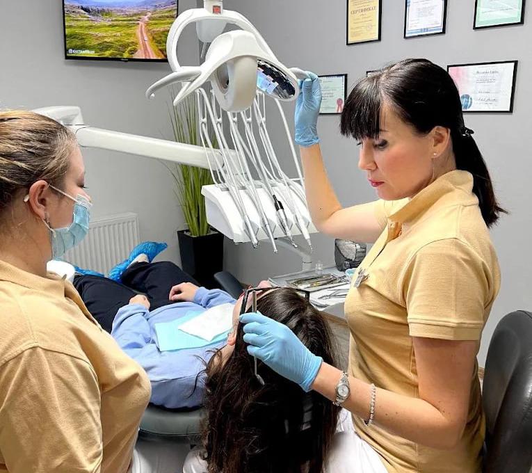 Стоматологічна клініка професора Ельвіри Безвушко