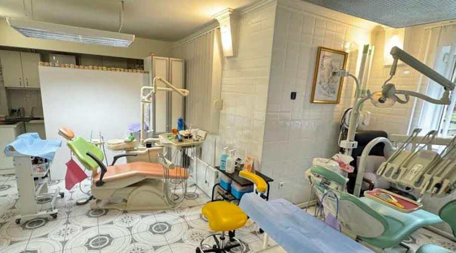 Стоматологія Олександра Сапожникова