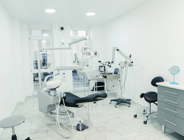 Аполінарія