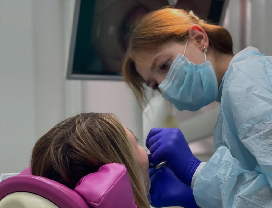 Стоматологія родини Ухач