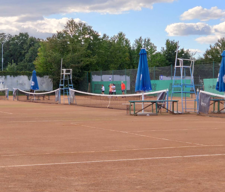 Тенісні корти Динамо