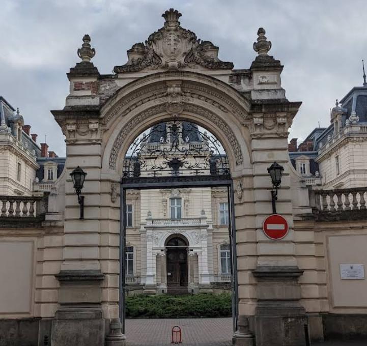 Палац Потоцьких