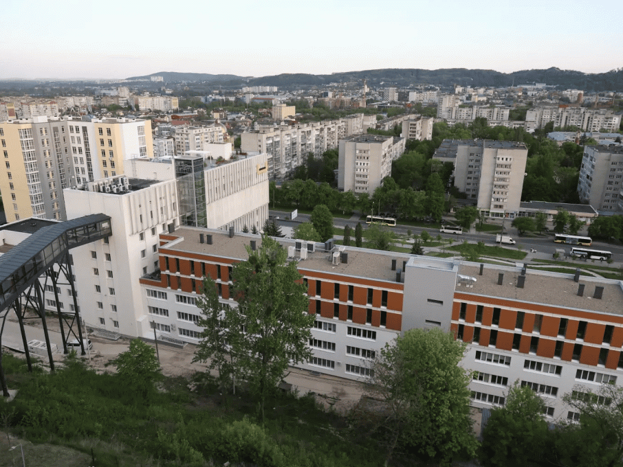 Амбулаторно-поліклінічний центр