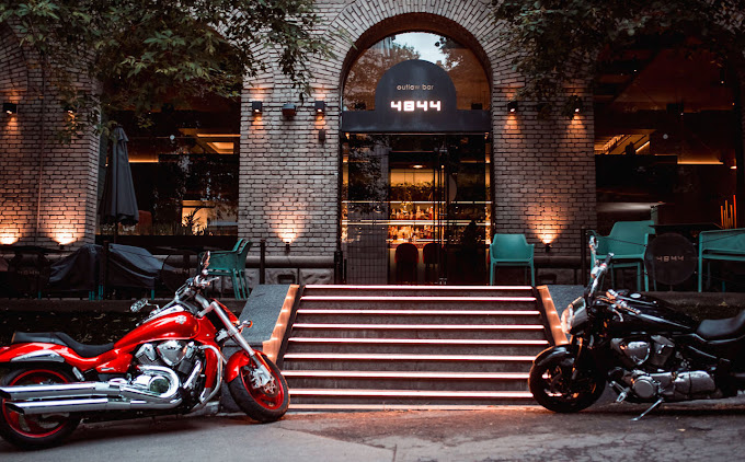 4844 Outlaw Bar