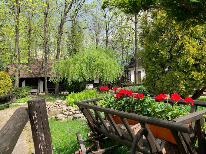 Гуцульський двір