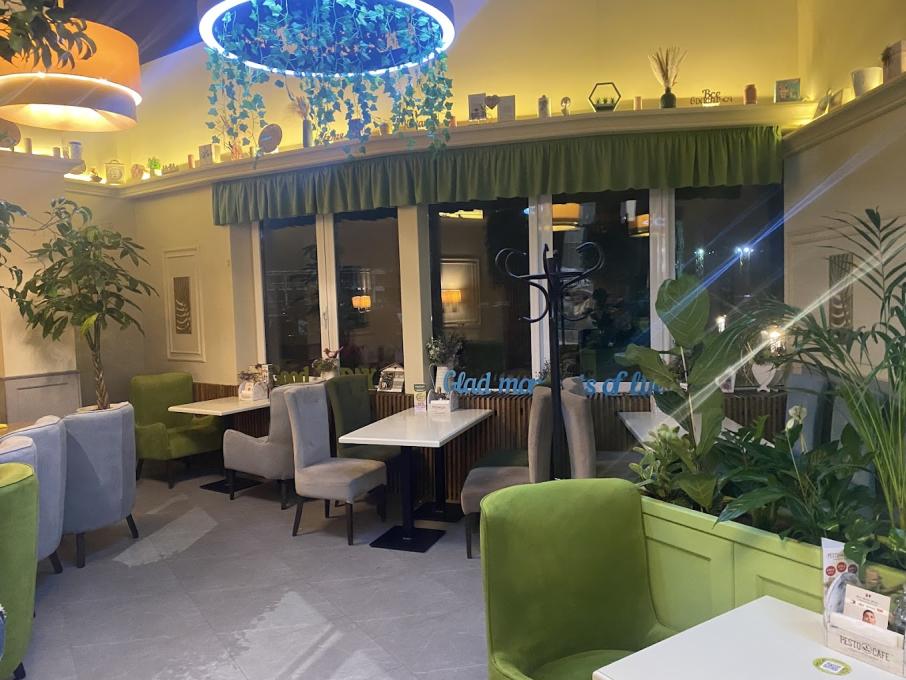 Pesto Cafe