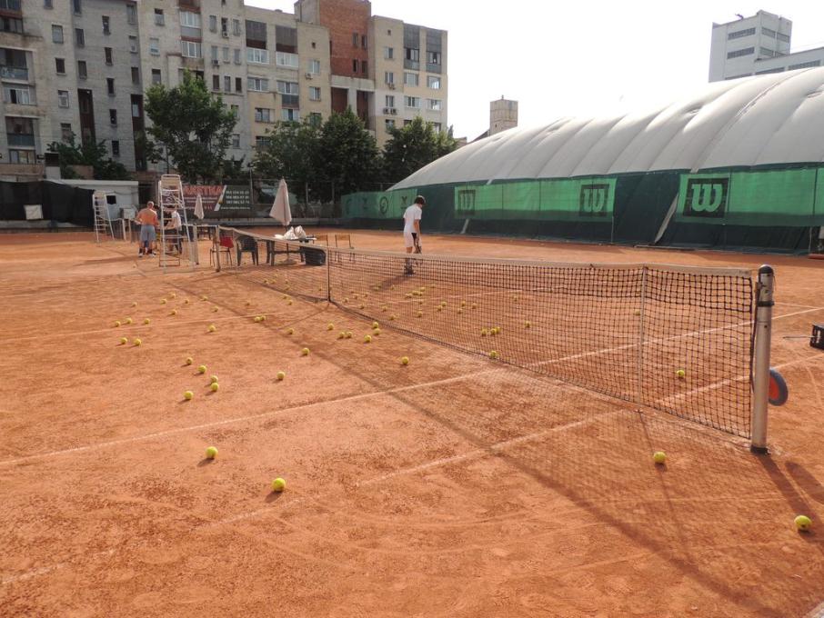 Корти на Подолі