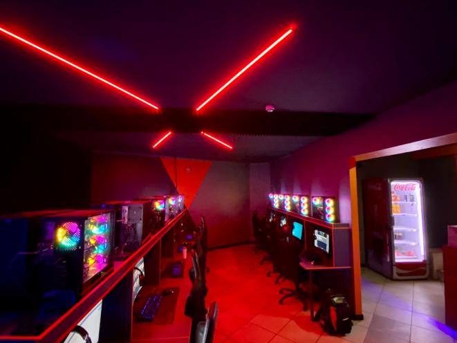 PlayHUB Cyber Club