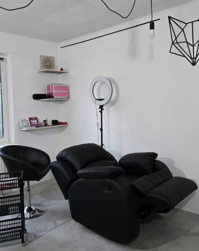 BRACHEVSKA HAIR