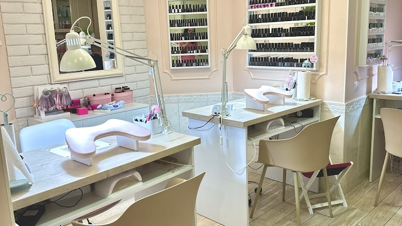 AG Nail Studio