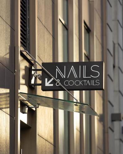 Nails & Cocktails Original