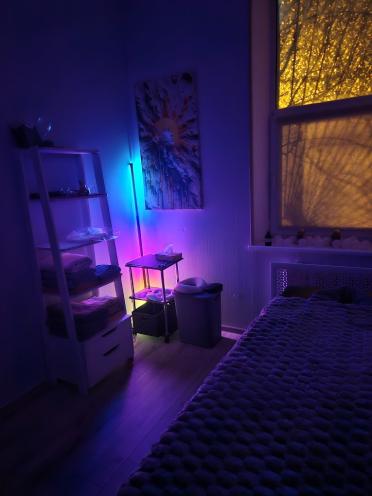 Reborn Massage