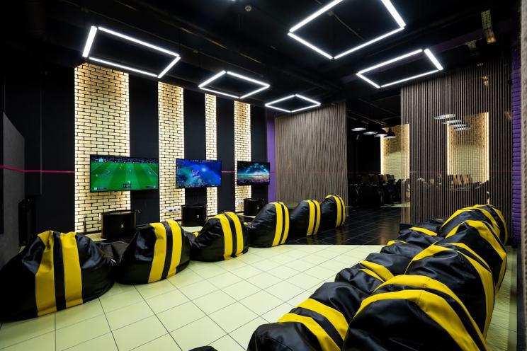 it land Hub T