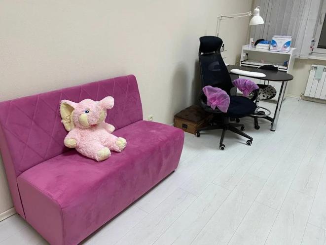 Nail Colour Studio