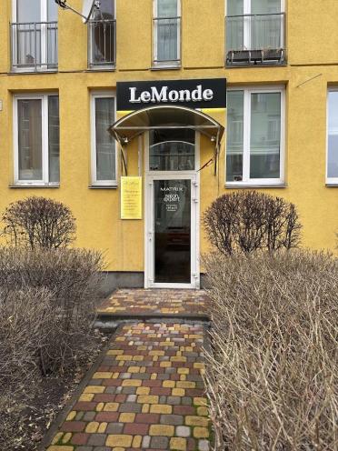 Le Monde
