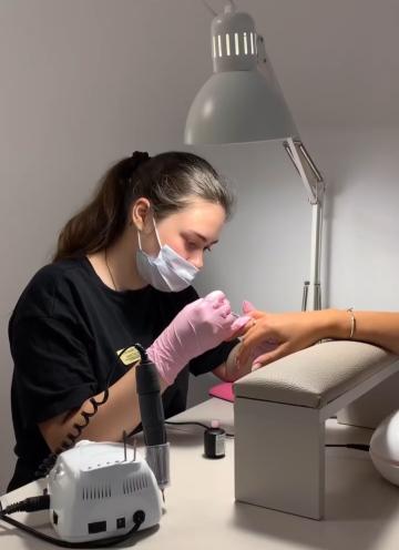 Simple Laser & Nails