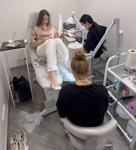 Want Nail Studio