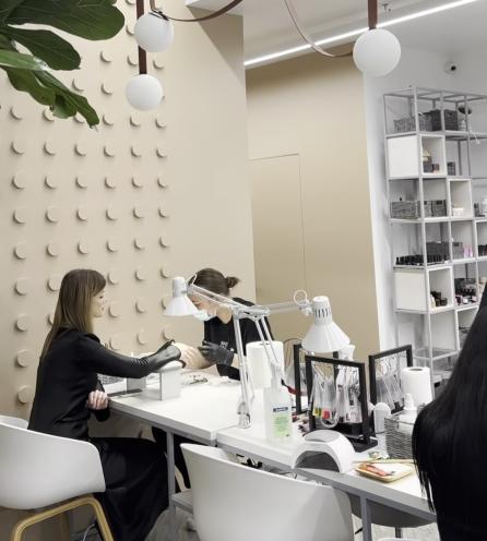 Want Nail Studio