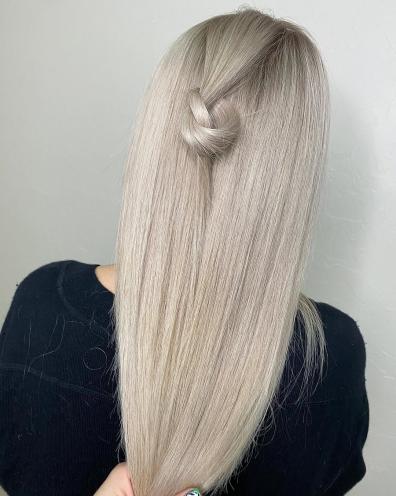 М & М