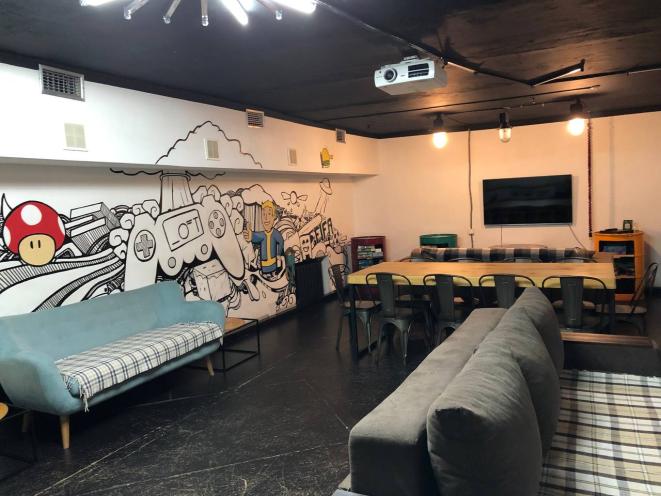 LOFT