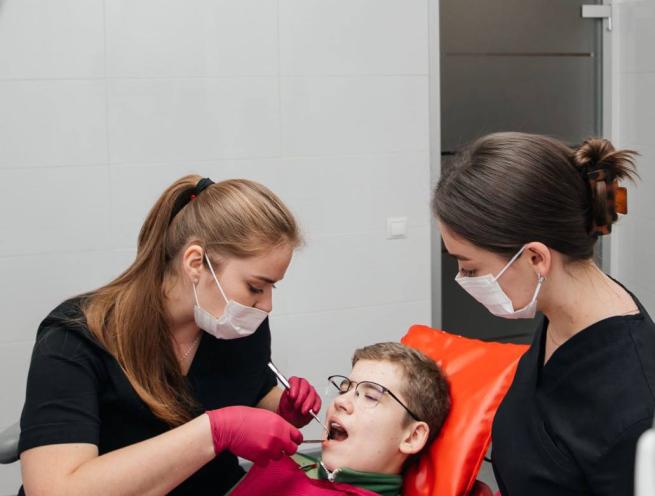 DM Dental Group
