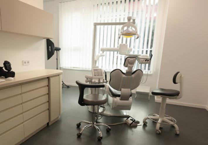 SM Dental